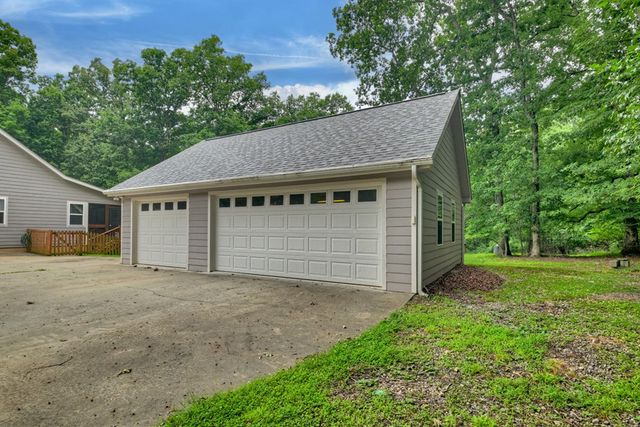 226 Bailey Farm Drive, Mineral Bluff, GA 30559