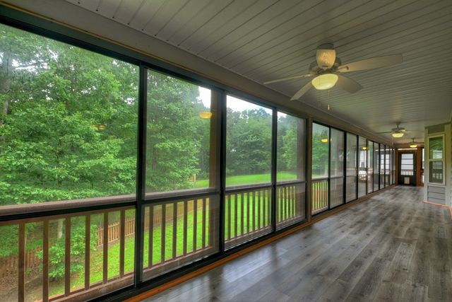 226 Bailey Farm Drive, Mineral Bluff, GA 30559