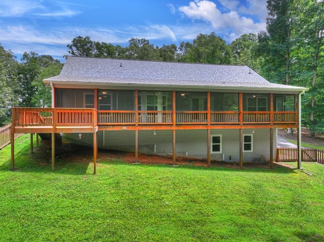 226 Bailey Farm Drive, Mineral Bluff, GA 30559