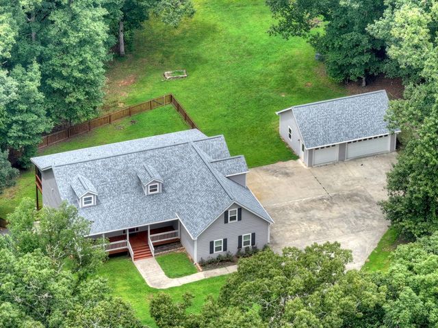 226 Bailey Farm Drive, Mineral Bluff, GA 30559