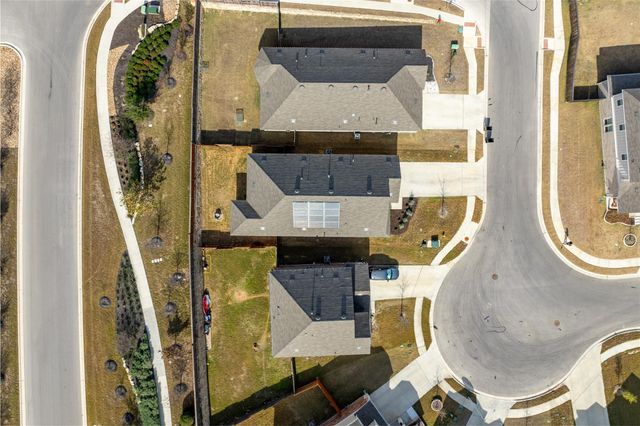 118 Grace Lilly DR, Buda, TX 78610