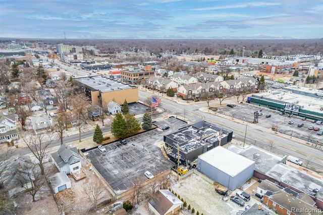 201 W Parent Avenue, Royal Oak, MI 48067