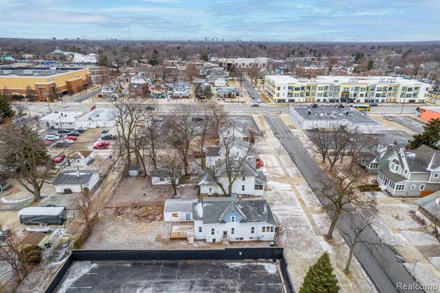 201 W Parent Avenue, Royal Oak, MI 48067