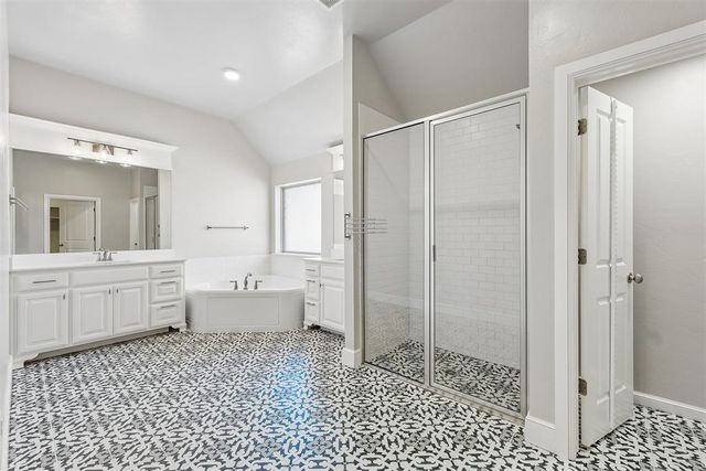 18617 Barcas Road, Edmond, OK 73012
