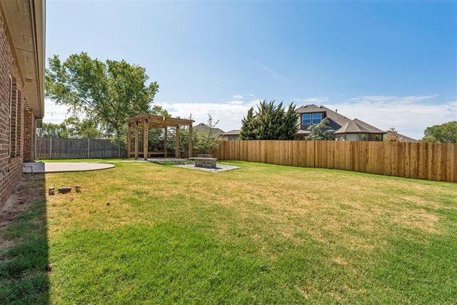 18617 Barcas Road, Edmond, OK 73012