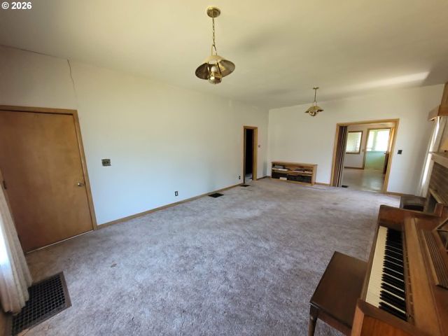 520 Nw 11TH St, Pendleton, OR 97801