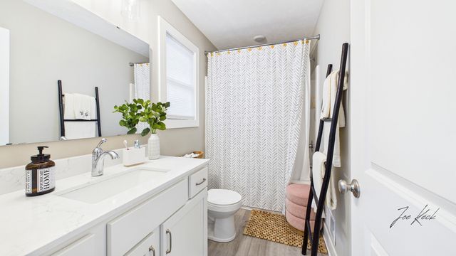 7230 Atwater Drive, Norton Shores City, MI 49456