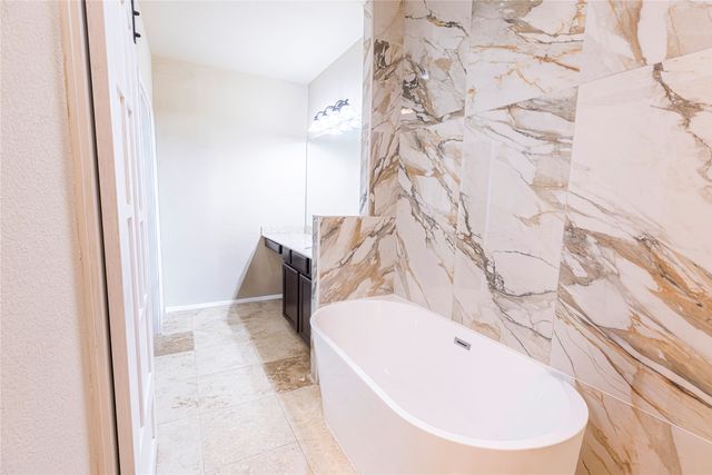 2404 Fountain Drive, Irving, TX 75063