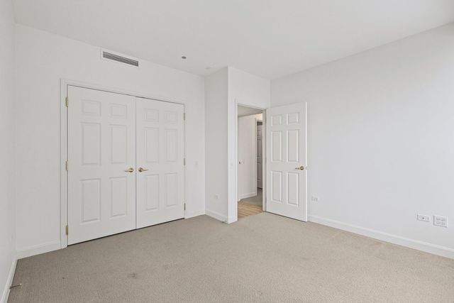 415 E North Water Street 1003, Chicago, IL 60611