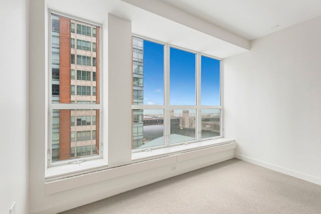 415 E North Water Street 1003, Chicago, IL 60611