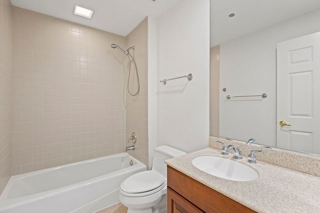 415 E North Water Street 1003, Chicago, IL 60611