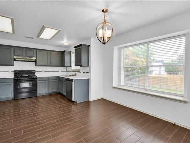 1713 Barilla Mountain TRL, Round Rock, TX 78664