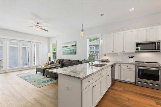 502 W OSBORNE AVENUE, Tampa, FL 33603