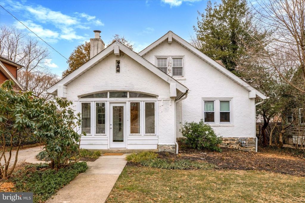 232 FORREST AVE, Narberth, PA 19072