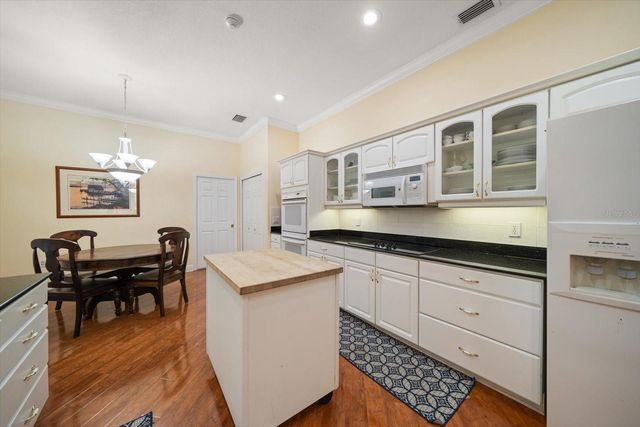 5243 FOXHUNT DRIVE, Wesley Chapel, FL 33543