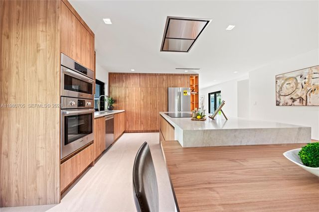 14323 SW 80th Ave, Palmetto Bay, FL 33158