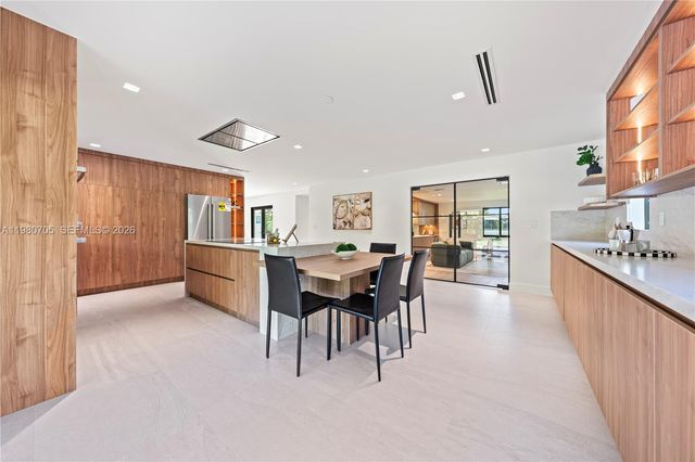 14323 SW 80th Ave, Palmetto Bay, FL 33158