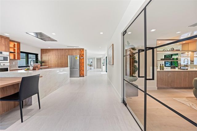 14323 SW 80th Ave, Palmetto Bay, FL 33158