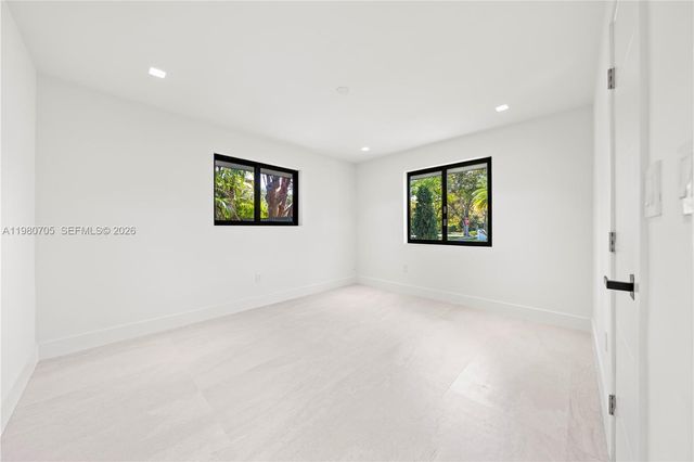 14323 SW 80th Ave, Palmetto Bay, FL 33158