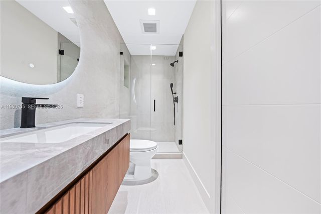 14323 SW 80th Ave, Palmetto Bay, FL 33158