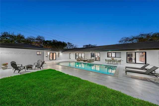 14323 SW 80th Ave, Palmetto Bay, FL 33158