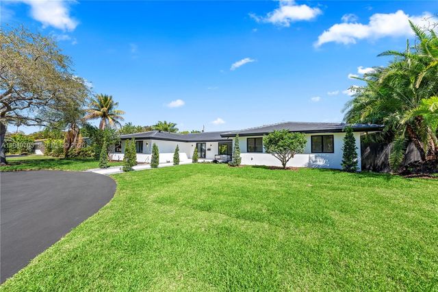 14323 SW 80th Ave, Palmetto Bay, FL 33158