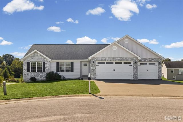 866 Pebble Beach Court, Union, MO 63084