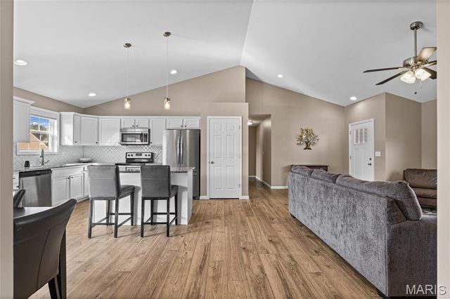 866 Pebble Beach Court, Union, MO 63084