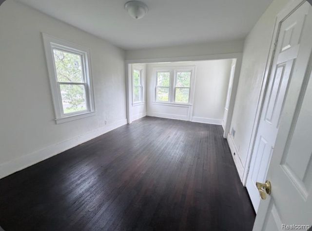 2261 Lawrence Street, Detroit, MI 48206