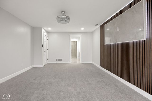 8650 Jaffa Court West Drive 14, Indianapolis, IN 46260