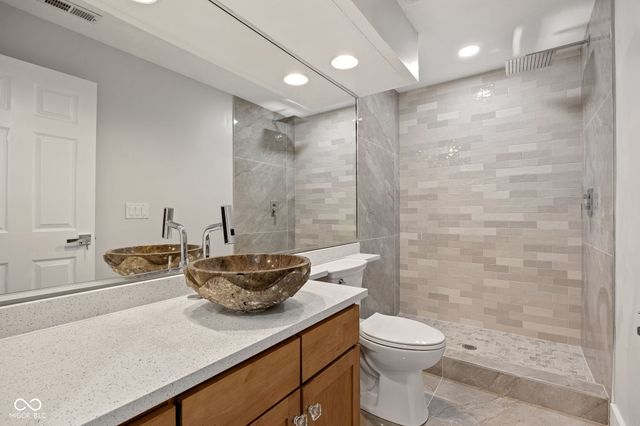 8650 Jaffa Court West Drive 14, Indianapolis, IN 46260