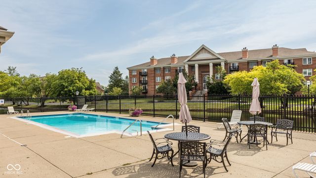 8650 Jaffa Court West Drive 14, Indianapolis, IN 46260