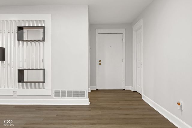 8650 Jaffa Court West Drive 14, Indianapolis, IN 46260