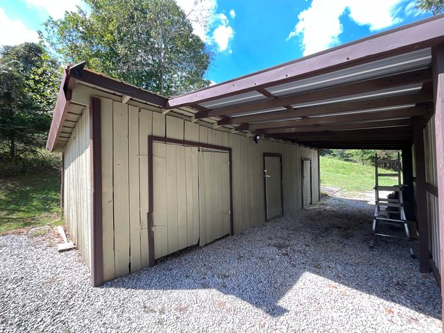134 Sears Cemetery Road, Somerset, KY 42501