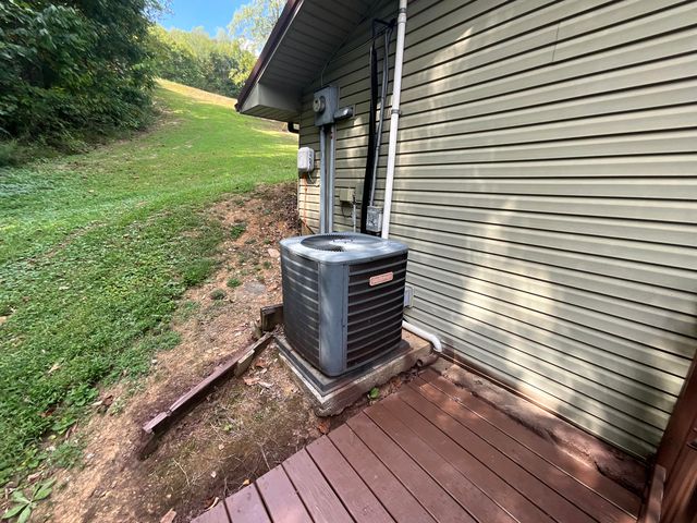 134 Sears Cemetery Road, Somerset, KY 42501