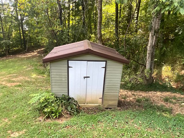 134 Sears Cemetery Road, Somerset, KY 42501