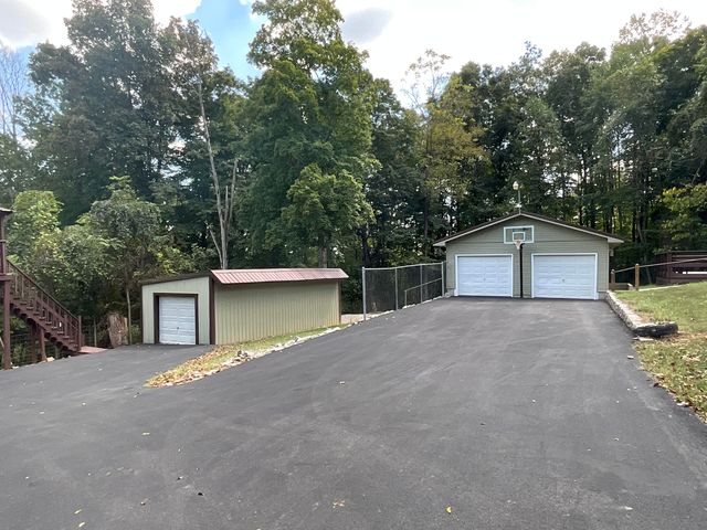 134 Sears Cemetery Road, Somerset, KY 42501