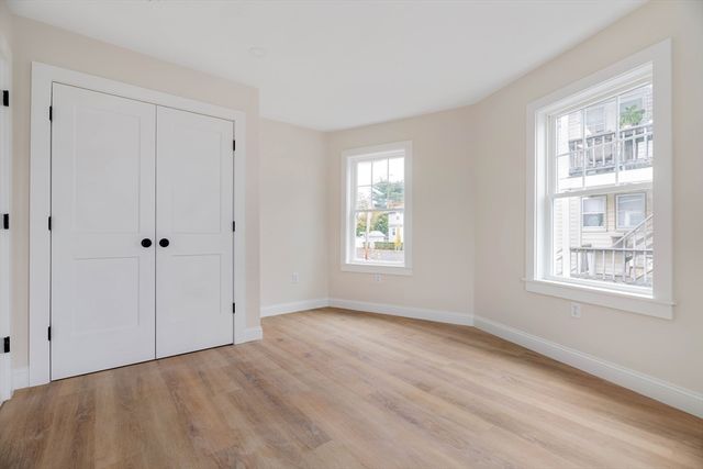 121 Fayette A, Quincy, MA 02170