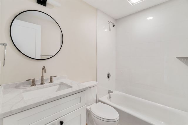 121 Fayette A, Quincy, MA 02170