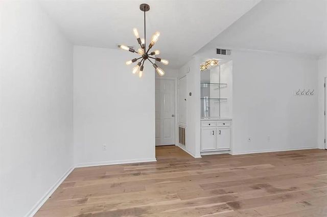 1100 Augusta Drive 3, Houston, TX 77057