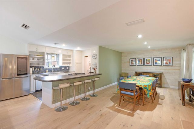 3307 Greenlawn PKWY, Austin, TX 78757