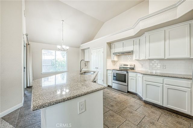2231 E Pryor Drive, Fresno, CA 93720