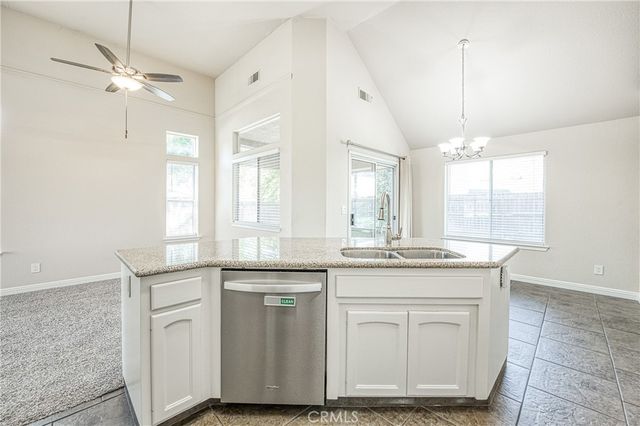 2231 E Pryor Drive, Fresno, CA 93720
