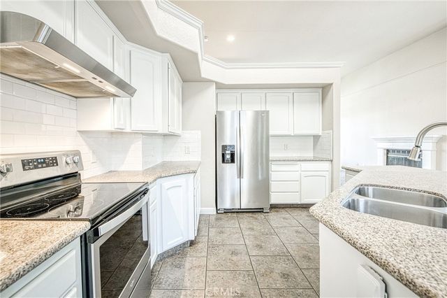 2231 E Pryor Drive, Fresno, CA 93720