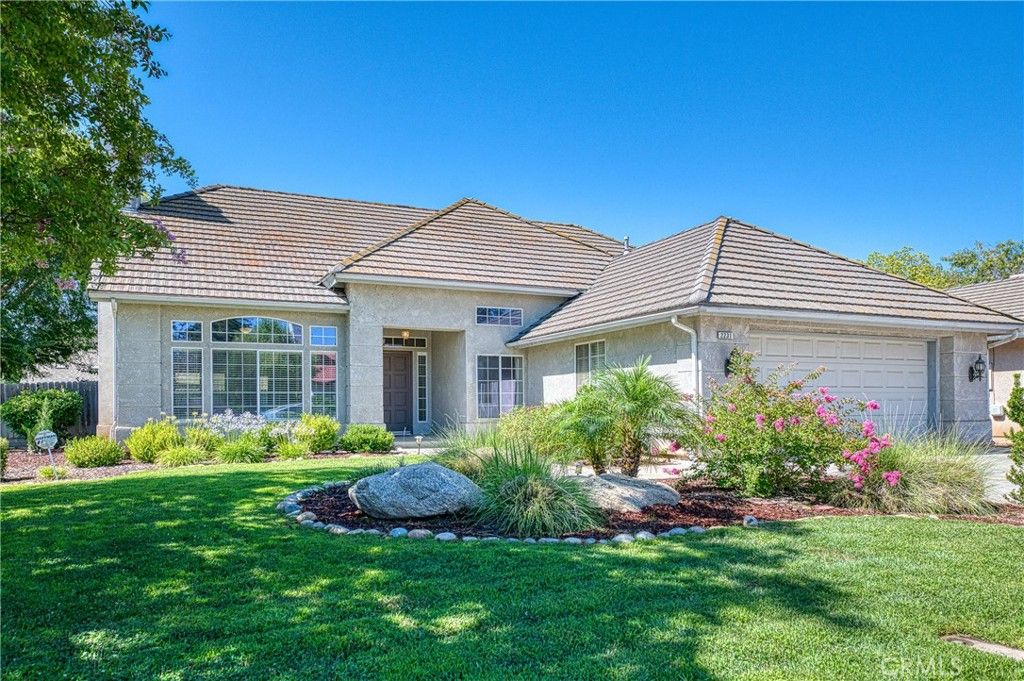 2231 E Pryor Drive, Fresno, CA 93720