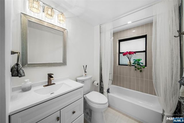 22 Engle Street 12, Englewood, NJ 07631