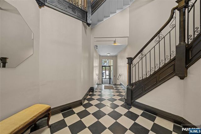 22 Engle Street 12, Englewood, NJ 07631