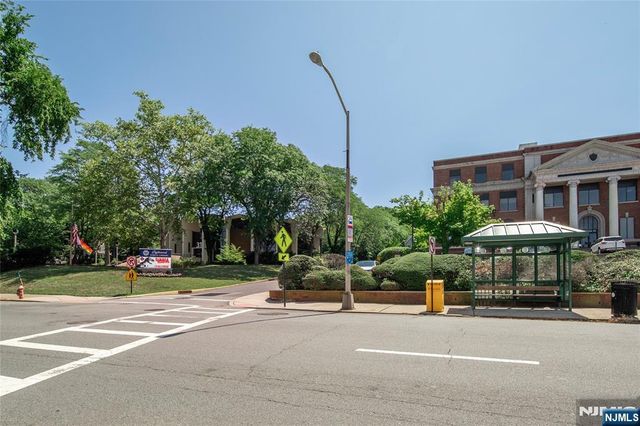 22 Engle Street 12, Englewood, NJ 07631