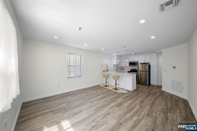22 Engle Street 12, Englewood, NJ 07631