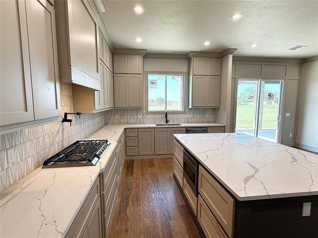 2449 NW 227th Street, Edmond, OK 73025